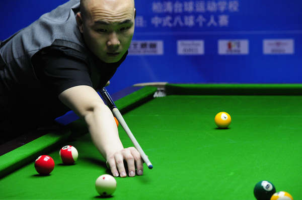 他的表现为 他的表现为